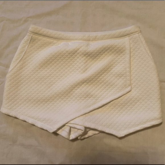 NWT Abercrombie skort - Picture 2 of 5